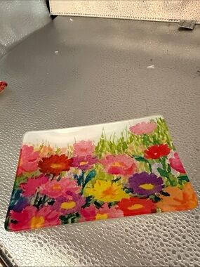 Michael Designs “The Meadow “ rectangular glass soap dish